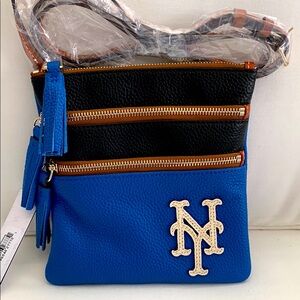 NWT - New York Mets Dooney & Bourke Blue and Black Triple Zip Crossbody Bag